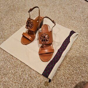Tori Burch Metal Miller Size 8